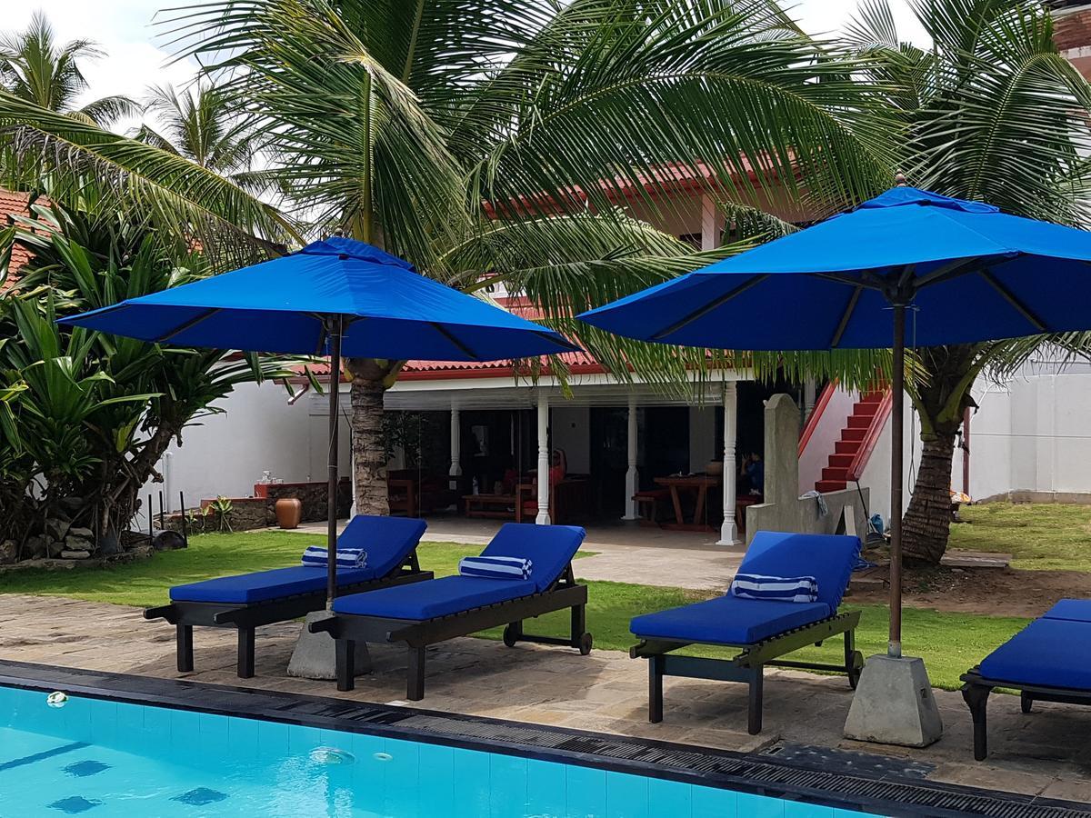 Tropical Beach House Хіккадува Екстер'єр фото